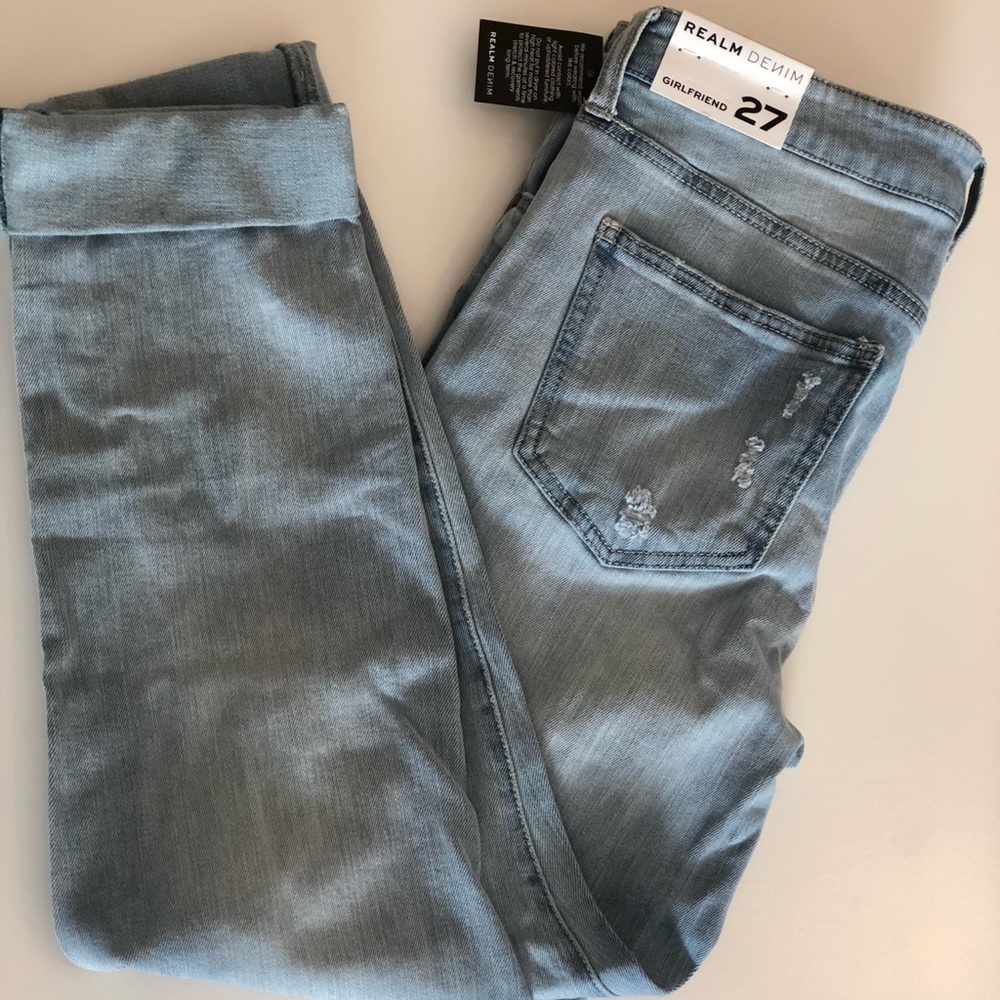 Realm denim distressed capris